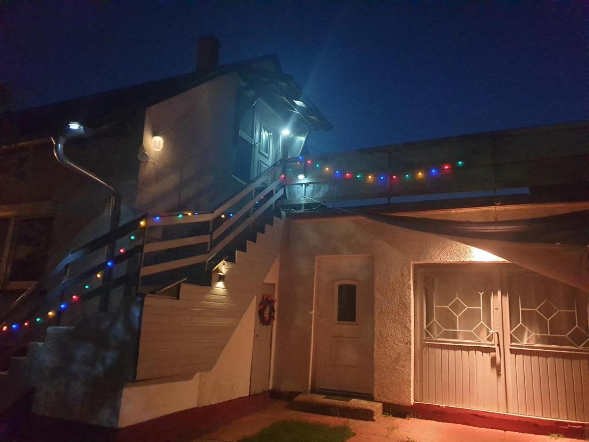 Thefi Vendeghaz Apartment Zánka Exterior photo